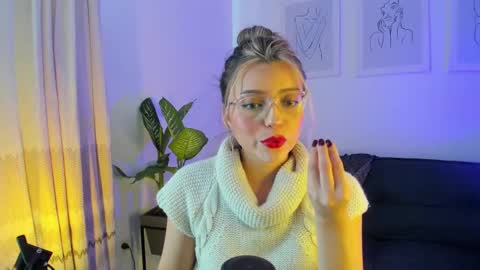 Snapshot of ary_cam230 chatting on February 21, 2025, 9:00 pm Zahaara online show from February 21, 2025, 9:00 pm