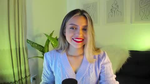 Snapshot of ary_cam230 chatting on February 25, 2025, 8:30 pm Zahaara online show from February 25, 2025, 8:30 pm