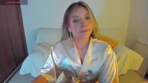 Snapshot of ary_cam230 chatting on October 24, 2025, 9:00 pm Zahaara online show from October 24, 2025, 9:00 pm