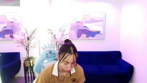 Snapshot of ary_gala chatting on May 18, 2026, 11:27 am ARY. online show from May 18, 2026, 11:27 am