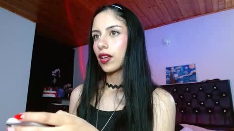 Snapshot of ary_pieerce chatting on February 19, 2025, 1:18 am Independent Model online show from February 19, 2025, 1:18 am