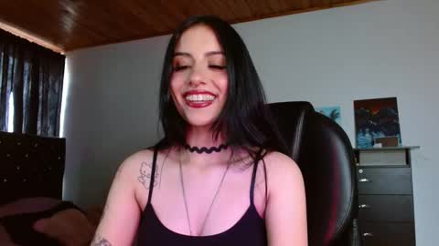 Snapshot of ary_pieerce chatting on September 9, 2025, 7:02 pm Independent Model online show from September 9, 2025, 7:02 pm