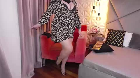 Snapshot of aryaeve chatting on January 24, 2025, 6:46 am Aryana online show from January 24, 2025, 6:46 am