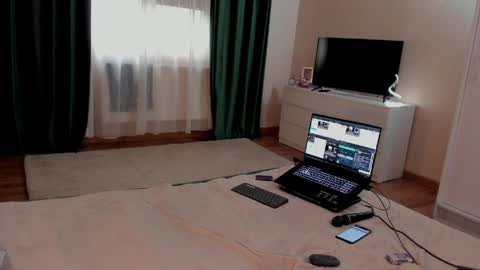 Arianacustom videos available for sale try my special  vibes 112233111222333 private copy at request online show from April 30, 2026, 8:42 am