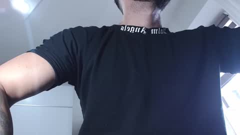 Snapshot of aryanaian1 chatting on November 6, 2025, 11:22 am AryanAian1 online show from November 6, 2025, 11:22 am