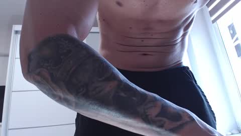 Snapshot of aryanaian1 chatting on November 26, 2025, 12:50 pm AryanAian1 online show from November 26, 2025, 12:50 pm