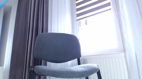 Snapshot of aryanaian1 chatting on December 3, 2025, 12:14 pm AryanAian1 online show from December 3, 2025, 12:14 pm