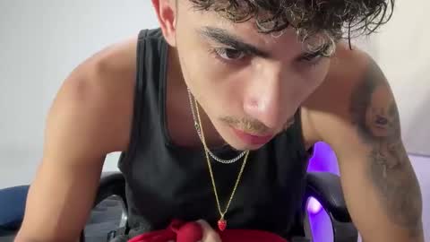 arzu_08 online show from February 25, 2026, 6:06 pm