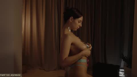 Snapshot of asensse chatting on February 23, 2025, 10:20 pm Call me Ann online show from February 23, 2025, 10:20 pm