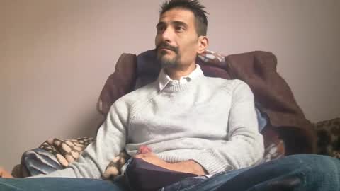 Snapshot of ash590 chatting on December 15, 2025, 8:40 am Ash590 online show from December 15, 2025, 8:40 am