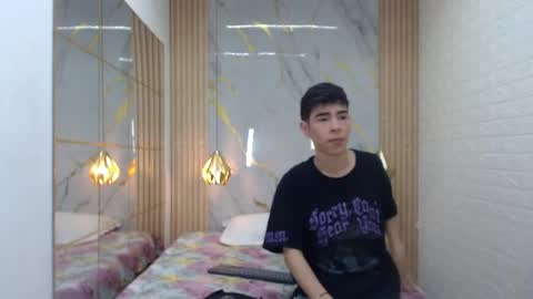 ash_kai online show from June 22, 2026, 8:39 pm
