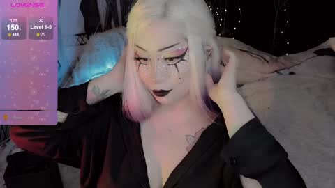 Sasha next stream December 4st  at  0000- 0030 am German time online show from January 15, 2025, 11:08 pm