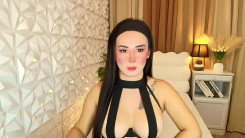Snapshot of ashanti_yuki chatting on August 1, 2026, 1:05 am Ashanti online show from August 1, 2026, 1:05 am
