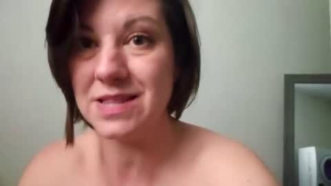 Snapshot of ashelynngrey1986 chatting on June 27, 2026, 12:22 pm Ashelynn Grey online show from June 27, 2026, 12:22 pm