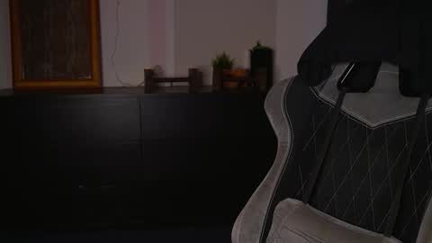 Jerk Machine online show from September 9, 2025, 4:39 pm