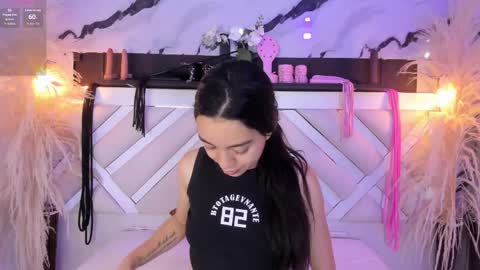 ashley_7777 online show from April 24, 2026, 1:35 pm