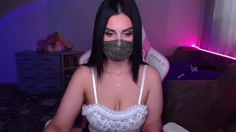   Yasmina   online show from March 3, 2025, 3:52 am