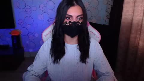   Yasmina   online show from October 14, 2025, 4:02 am