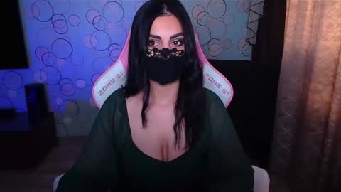   Yasmina   online show from November 13, 2025, 5:06 am