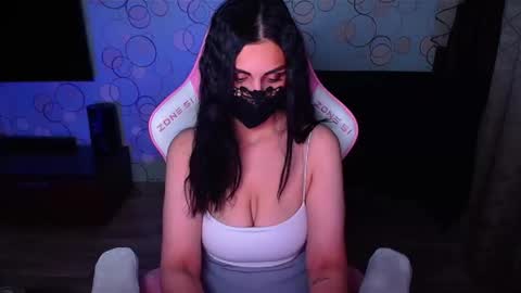   Yasmina   online show from December 1, 2025, 4:06 am