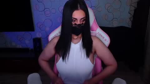   Yasmina   online show from February 4, 2026, 3:23 am