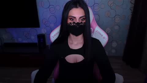   Yasmina   online show from May 25, 2026, 5:24 am
