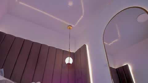 ashley_beaomunt online show from July 6, 2026, 4:09 pm