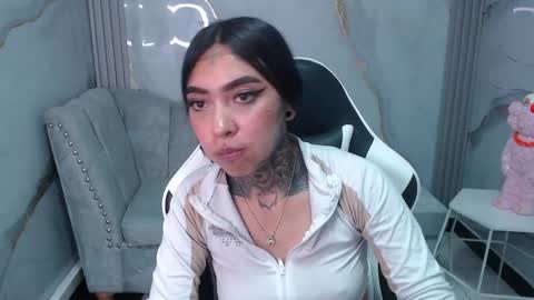 Snapshot of ashley_blum_v chatting on October 1, 2025, 1:33 am ashley_blum_v online show from October 1, 2025, 1:33 am