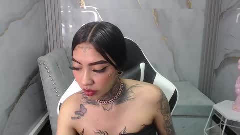 Snapshot of ashley_blum_v chatting on October 12, 2025, 12:59 pm ashley_blum_v online show from October 12, 2025, 12:59 pm