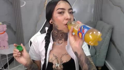 Snapshot of ashley_blum_v chatting on November 6, 2025, 8:10 pm ashley_blum_v online show from November 6, 2025, 8:10 pm