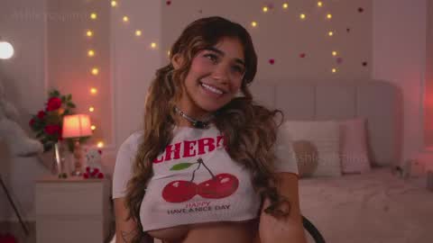 Snapshot of ashley_ospino chatting on May 22, 2026, 11:32 pm Ashley online show from May 22, 2026, 11:32 pm