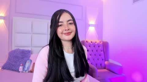 Snapshot of ashley_petit chatting on May 24, 2026, 1:05 pm ashley_petit online show from May 24, 2026, 1:05 pm