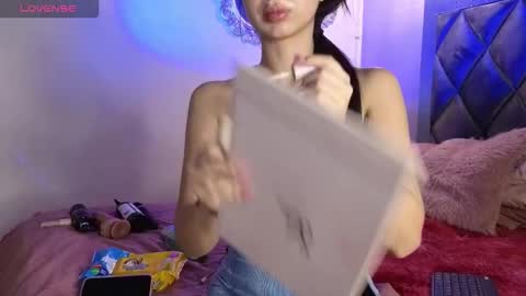 Snapshot of ashleybrend chatting on November 1, 2025, 9:39 pm CAMILA online show from November 1, 2025, 9:39 pm