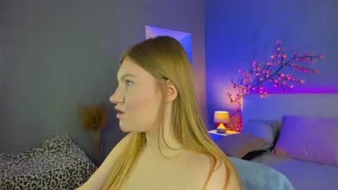 AshleyJonse online show from June 16, 2026, 4:59 am