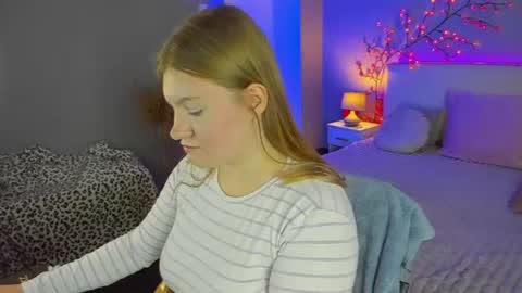 Snapshot of ashleyjonse chatting on July 1, 2026, 4:36 am AshleyJonse online show from July 1, 2026, 4:36 am