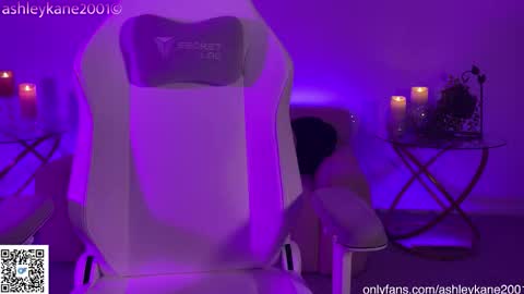 Ashley online show from February 15, 2026, 2:52 am