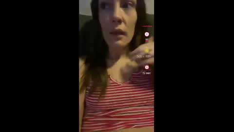 Snapshot of ashleyshyne69 chatting on October 2, 2025, 12:56 pm Ashley online show from October 2, 2025, 12:56 pm