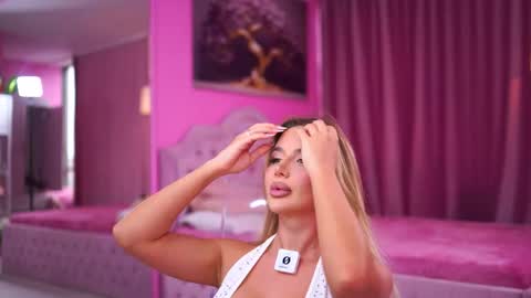 Ashley online show from November 28, 2025, 11:13 am