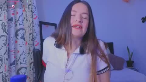 ASHLEY online show from October 4, 2025, 4:05 pm