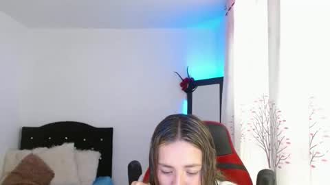 ASHLEY online show from April 30, 2026, 8:57 pm