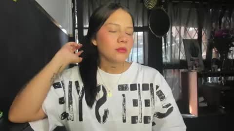 Snapshot of ashleytravis_ chatting on July 4, 2026, 12:55 pm online show from July 4, 2026, 12:55 pm