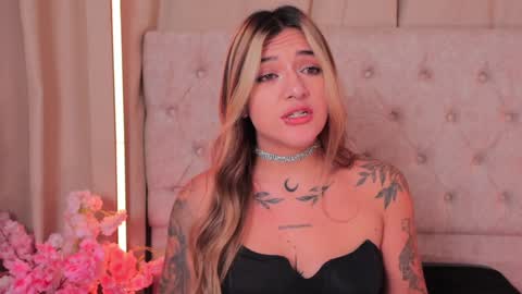 Snapshot of ashleyvalirya chatting on January 23, 2025, 7:00 am Ashley Lauren online show from January 23, 2025, 7:00 am