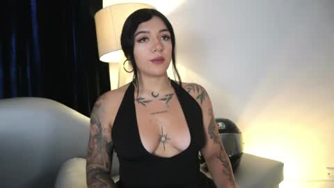 Ashley Lauren online show from April 23, 2026, 8:00 pm