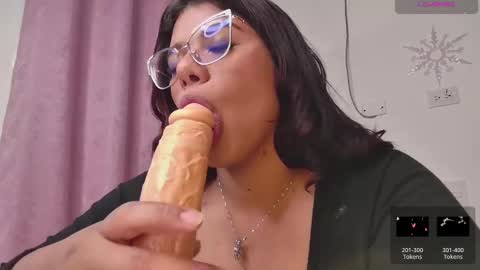 Snapshot of ashleyy18__ chatting on February 9, 2025, 12:41 pm Ashleyy18 online show from February 9, 2025, 12:41 pm