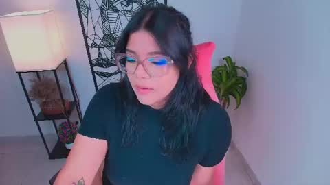 Snapshot of ashleyy18__ chatting on June 14, 2026, 3:19 am Ashleyy18 online show from June 14, 2026, 3:19 am