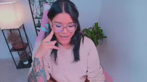 Ashleyy18   online show from July 1, 2026, 5:02 pm