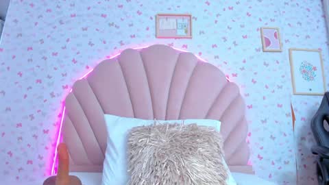 Ashly online show from December 24, 2024, 12:44 pm