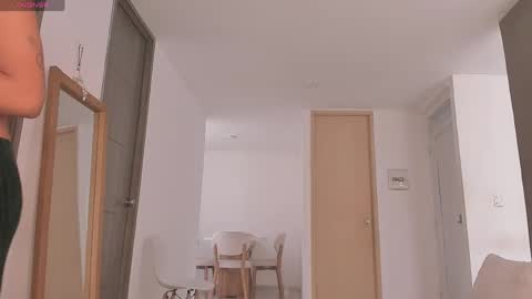 Snapshot of ashly_z chatting on April 25, 2026, 1:41 pm Ashly online show from April 25, 2026, 1:41 pm