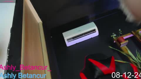 Ashly Betancur  online show from December 8, 2024, 6:22 am