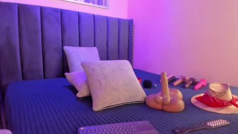 ashlye_miller_ online show from May 30, 2026, 8:06 pm